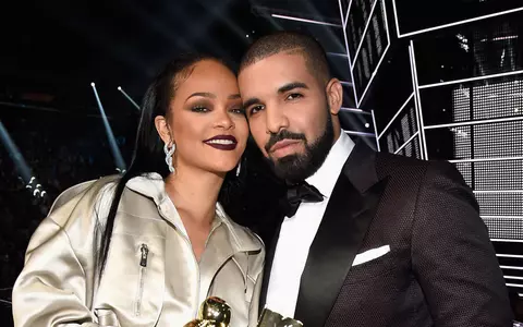Drake e cu J. Lo, dar visează la Rihanna