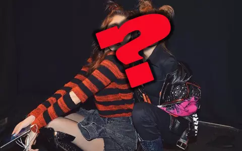 Quiz: Ghicește cine sunt cele două vedete din imagine