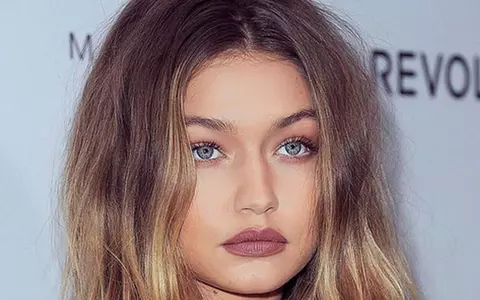 Fotografia zilei: Noua Barbie – Gigi Hadid