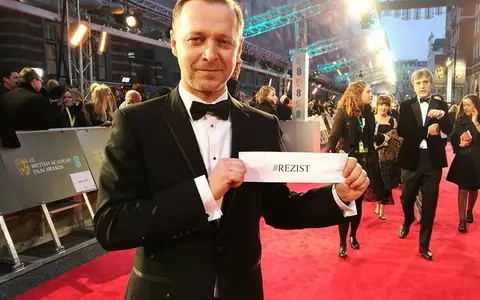 Mesajul #rezist a ajuns pe covorul roșu al premiilor BAFTA 2017