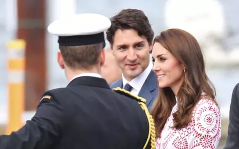 Premierul Canadei, Justin Trudeau, aduce zâmbete pe chipul femeilor celebre