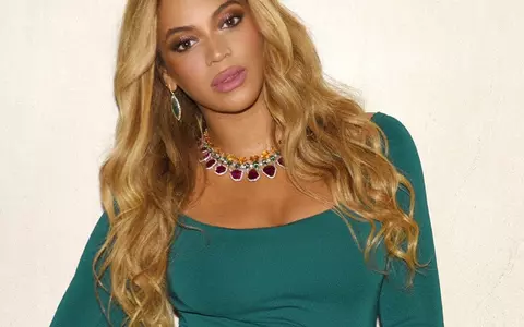 Beyonce, un nou pictorial însărcinată