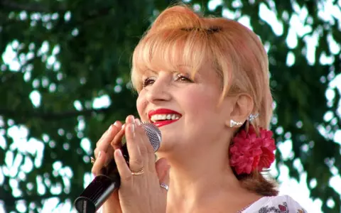 Ileana Ciuculete a murit. Cântăreaţa de muzică populară, răpusă de ciroză