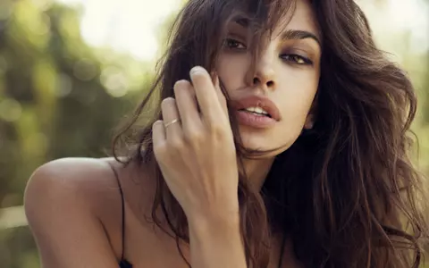 TOP 15 ipostaze sexy Mădălina Ghenea