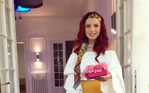 Elena Gheorghe găteşte supă de ceapă