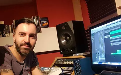 George Călin (Deepcentral): ”Prefer să plătesc softurile pentru studio. Așa am garanția că totul funcționează bine!”