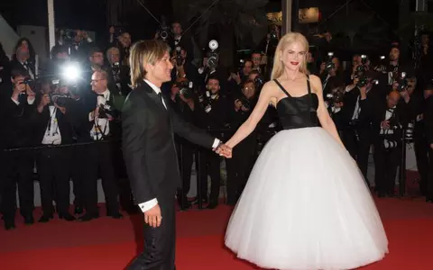 Nicole Kidman a strălucit la Cannes sub privirile soţului ei