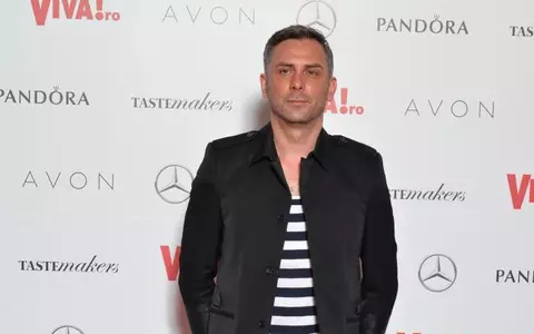 Cum isi comenteaza Ovidiu Buta tinutele de la petrecerile Viva! In 2009 a purtat tinuta preferata!