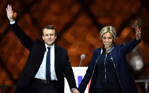 Imagini inedite de la nunta Preşedintelui Franţei Emmanuel Macron cu Brigitte din urmă cu 10 ani