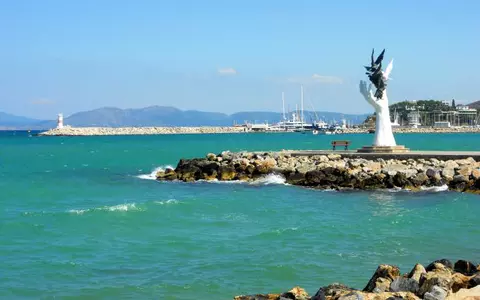 (P) La plajă cu fetele, în Kusadasi