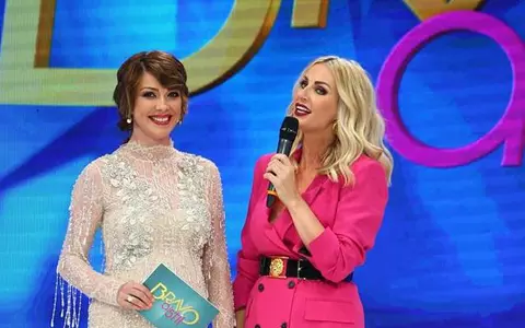 Andreea Bănică este noua prezentatoare „Bravo, ai stil!”. Artista o înlocuieşte pe Ilinca Vandici
