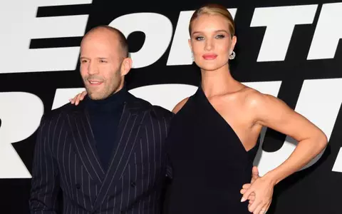 Rosie Huntington-Whiteley şi Jason Statham au devenit părinţi pentru prima dată