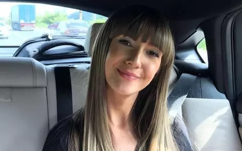 Adela Popescu a povestit abia după un an chinul prin care a trecut atunci când l-a născut pe fiul ei: „Nu mai pooot!”