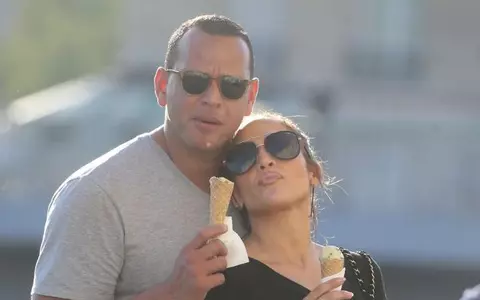 Pentru Jennifer Lopez a venit Valentine’s Day mai devreme. Iată cum a surprins-o iubitul ei, Alex Rodriguez!