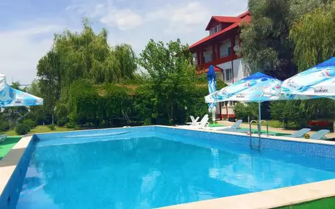 (P) Delta Dunării: Vacanța ideală pentru Seniori