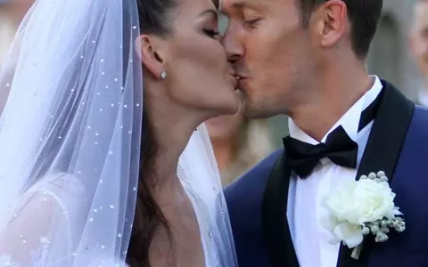 Jucătoarea de tenis Agnieszka Radwanska s-a căsătorit. Iată ce rochie de mireasă a ales numărul 10 WTA!