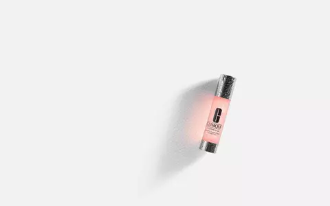 (P) Menține-ți pielea hidratată chiar și în cele mai toride zile cu Moisture Surge™ Hydrating Supercharged Concentrate de la Clinique