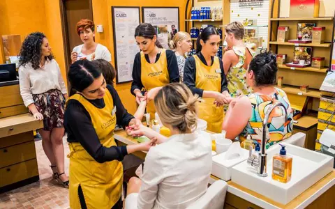 (P) L’Occitane sărbătorește redeschiderea magazinului  din galeria Feeria