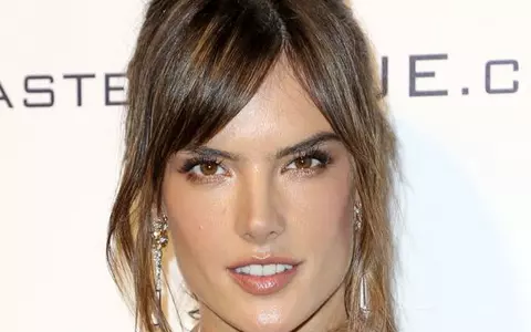 Fotografia zilei: Alessandra Ambrosio – cel mai sexy portdrapel de Ziua Americii