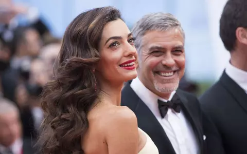 Amal Clooney, prima apariție în public după ce a născut. Cum arată vedeta la doar o lună de când a devenit mamă
