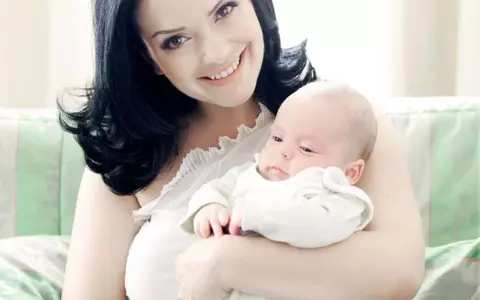 Magda Vasiliu a anunţat ca băieţelul ei suferă de cancer. Mesajul cutremurator al mamei