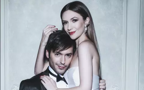 Adela și Radu Vâlcan - 10 ipostaze HOT în Viva!