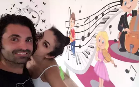 Pepe își face o grădiniță în casa în care a copilărit soția sa, Raluca