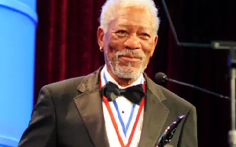 Morgan Freeman i-a făcut unei românce surpriza vieții sale! Actorul i-a narat povestea despre experiența Untold și i-a mulțumit (audio)