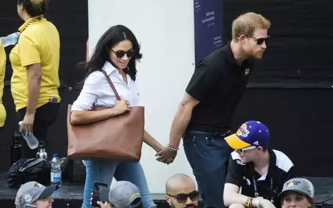 Primele fotografii cu Prinţul Harry şi Meghan Markle ţinându-se de mână