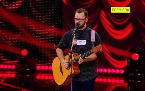 Emoționant! Radu Mitrea, un supraviețuitor al incendiului din Colectiv, a urcat pe scena X Factor și a impresionat o țară întreagă - VIDEO