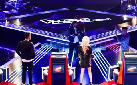 Începe sezonul şapte din „Vocea României”! Tudor, Smiley, Loredana şi Despot, protagoniştii unui moment electrizant
