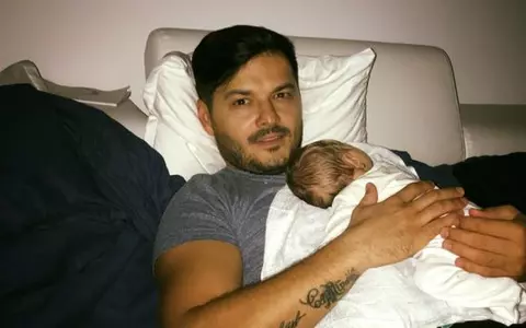 Liviu Vârciu, prima fotografie cu chipul fiicei sale. Cu cine seamănă micuța Anastasia - FOTO