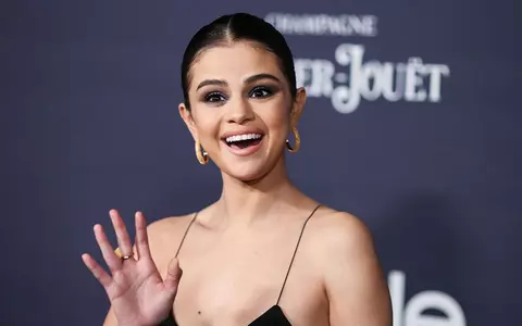 Triunghi amoros?! Selena Gomez, prinsă între prima iubire, Justin Bieber, şi actuala dragoste, The Weeknd