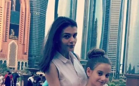 Irina Columbeanu a primit primul premiu pentru succesul din online! Ce mesaj i-a transmis Monica Gabor