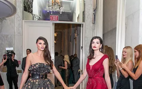 Surorile Gabor au făcut furori de Halloween! Ce costume au purtat Ramona şi Monica în Los Angeles