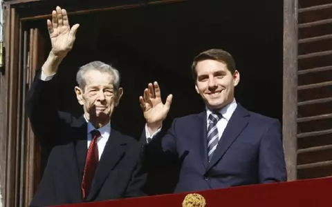 Prima declaraţie a fostului Principe Nicolae, după ce a vrut să intre cu forţa să-l vadă pe Regele Mihai: "Nu voi intra în acest joc murdar"