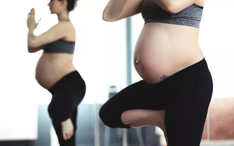 (P) 4 moduri in care poti purta o pereche de colanti atunci cand esti gravida