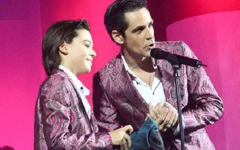 Fiul lui Ştefan Bănică calcă pe urmele de cuceritor ale tatălui său? Radu i-a captat atenţia unei renumite artiste
