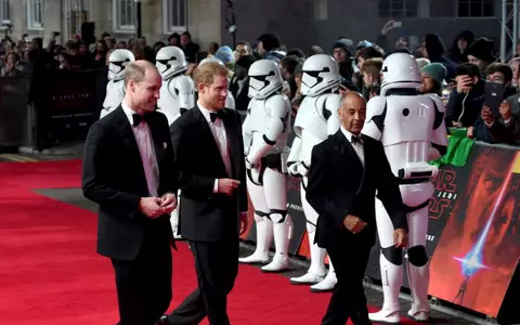 Prinţii William şi Harry, la premiera de gală "Star Wars: The Last Jedi" de la Londra