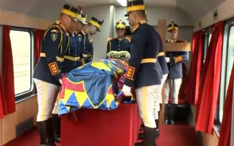 Trenul Regal, cel al Regelui Mihai, scena unui videoclip de muzică uşoară - VIDEO