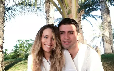 Laura Cosoi, însărcinată în luna a șasea, la Gala GOPO! Arată incredibil de bine într-o rochie perfect mulată!