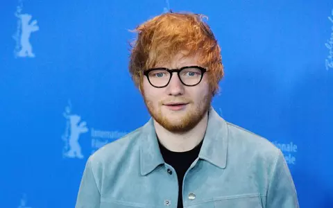 Ed Sheeran a cumpărat toate proprietăţile din jurul casei sale. Motivul e neaşteptat