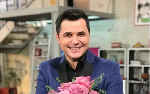 Familia lui Cove. Prezentatorul TV este îndrăgostit nebuneşte