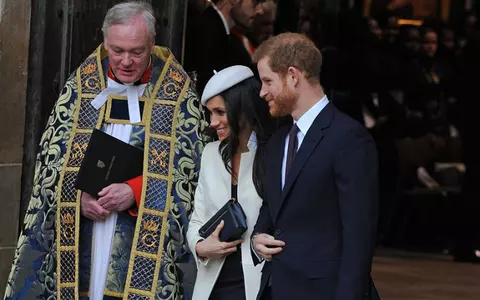 Prinţul Harry şi Meghan Markle au arătat invitaţiile de nuntă. Sunt simple, dar elegante