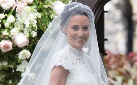 Cele mai frumoase rochii de mireasă purtate de celebrități în ultimele 12 luni