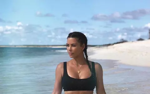 Kim Kardashian a pozat goală pentru fanii săi. Imaginile sunt explicite