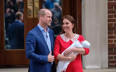 E OFICIAL! Kate Middleton şi Prinţul William au dezvăluit numele bebeluşului regal