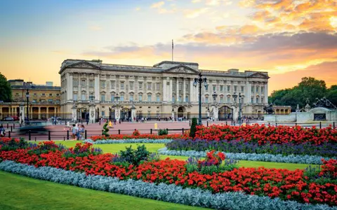Palatul Buckingham - povești emoționante de iubire și decizii ce au schimbat soarta omenirii