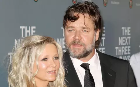 Russell Crowe a divorțat... după ce a stat separat de soție 5 ani!