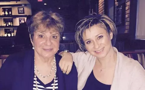 Anamaria Prodan e non-stop cu mama sa la spital. Ce se întâmplă cu emisiunea ei de la Pro TV!